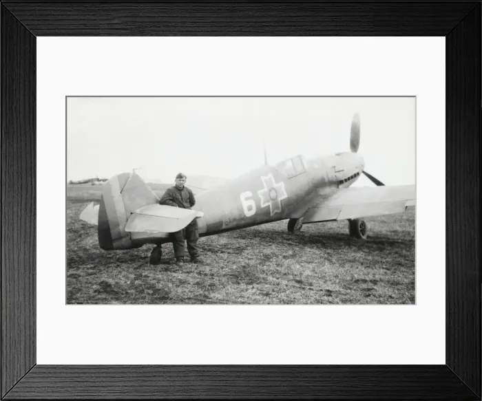 Framed Print : Messerschmitt Bf-109F Framed Print : Messerschmitt Bf-109F