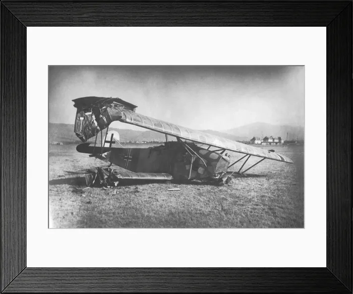 Framed Print : Fokker D-VII / 7 Framed Print : Fokker D-VII / 7
