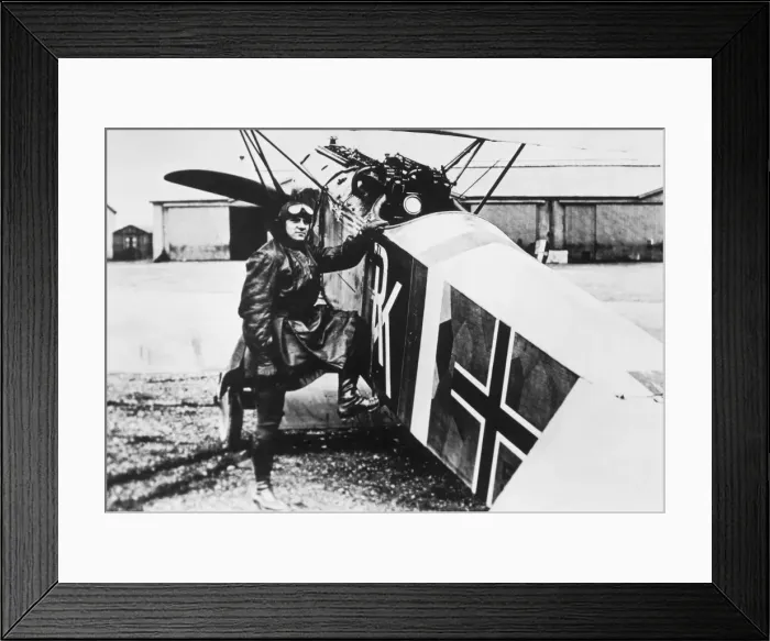 Framed Print : Fokker D-VII / 7 Framed Print : Fokker D-VII / 7