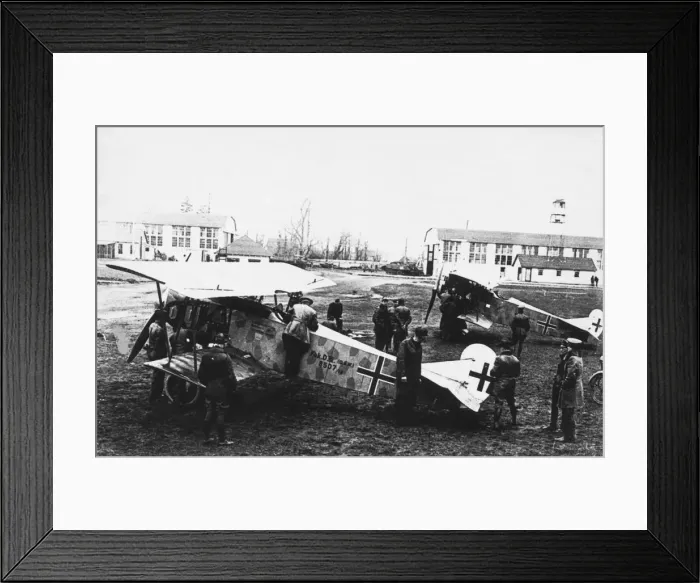 Framed Print : Fokker D-VII / 7 Framed Print : Fokker D-VII / 7