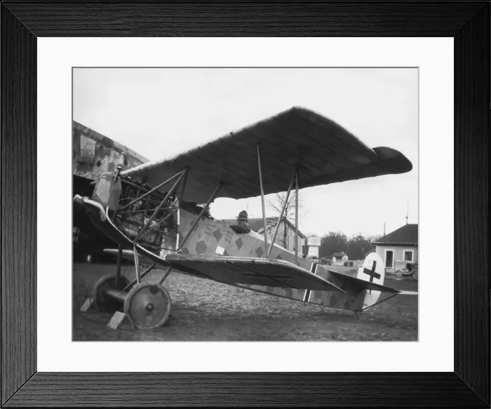 Framed Print : Fokker D-VII / 7 Framed Print : Fokker D-VII / 7