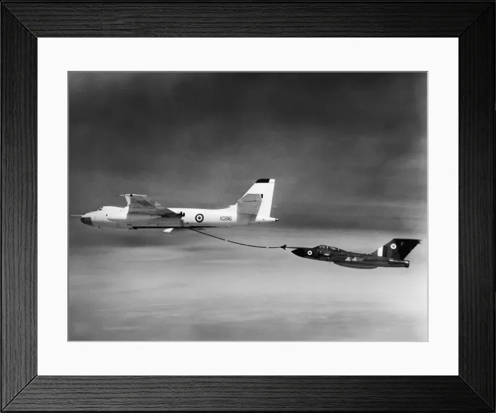 Framed Print : Vickers Valiant