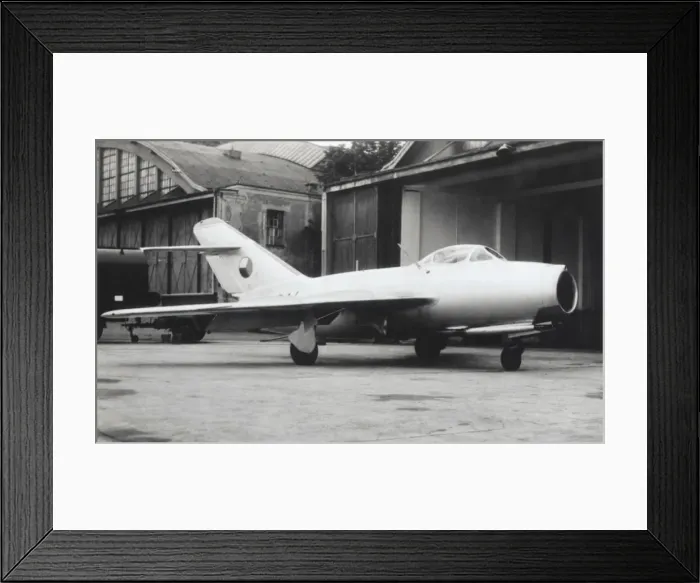 Framed Print : Mikoyan MiG-15bis Fagot / Aero S-103 Framed Print : Mikoyan MiG-15bis Fagot / Aero S-103