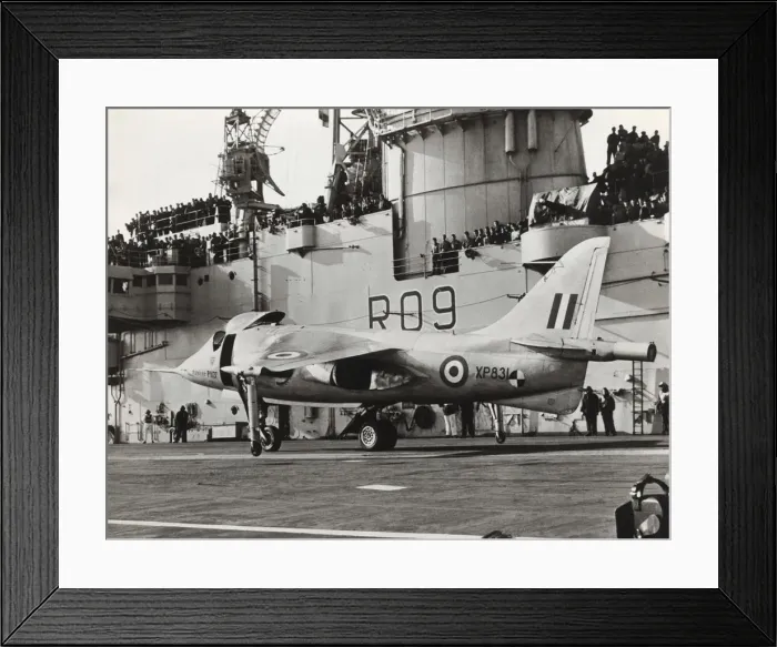 Framed Print : Hawker P-1127 Kestrel Framed Print : Hawker P-1127 Kestrel