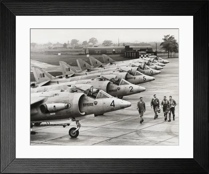 Framed Print : Hawker Siddeley P-1127 Kestrel FGA-1 Framed Print : Hawker Siddeley P-1127 Kestrel FGA-1