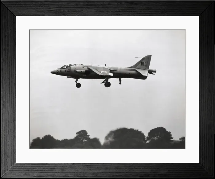 Framed Print : Hawker Siddeley P-1127 Kestrel FGA-1 Framed Print : Hawker Siddeley P-1127 Kestrel FGA-1