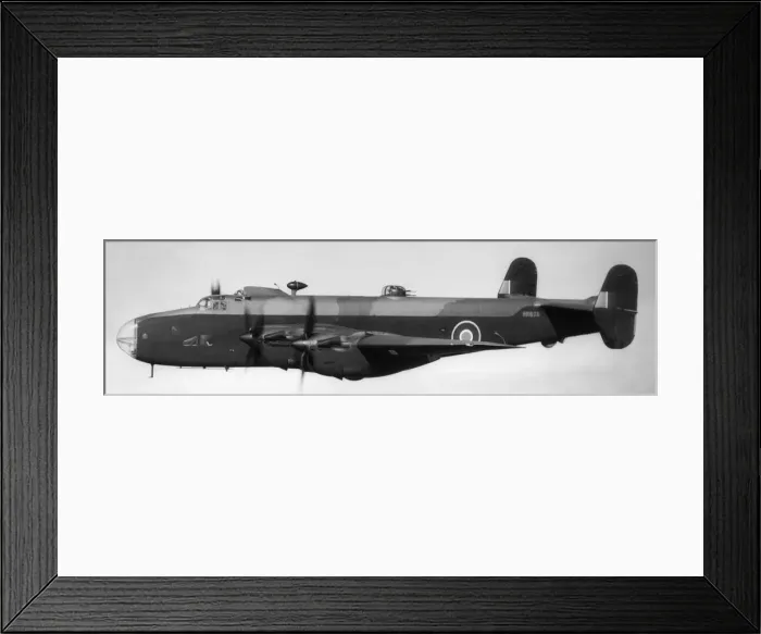 Framed Print : Handley Page HP-57 Halifax B-2 Framed Print : Handley Page HP-57 Halifax B-2