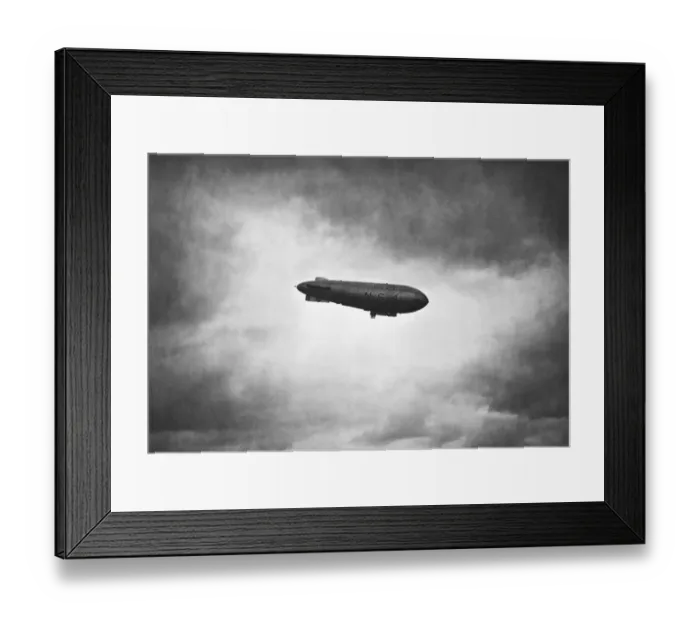 Framed Print : Airship NS4 North Sea 4 Flying Framed Print : Airship NS4 North Sea 4 Flying
