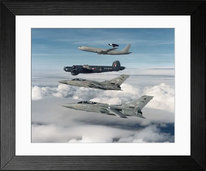 Framed Print : Panavia Tornado ADV F-2 Framed Print : Panavia Tornado ADV F-2