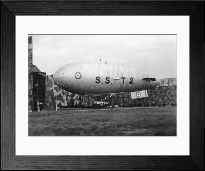 Framed Print : Airship SST2 Parked Framed Print : Airship SST2 Parked