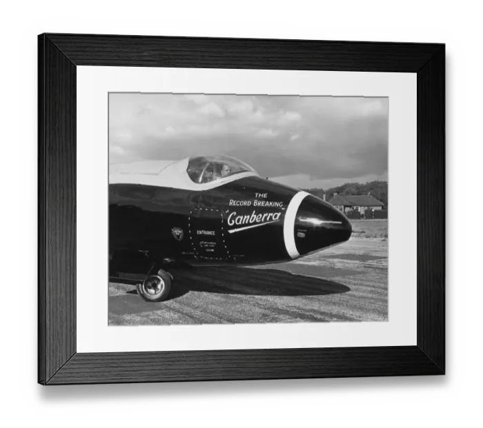 Framed Print : English Electric Canberra B-2 Framed Print : English Electric Canberra B-2