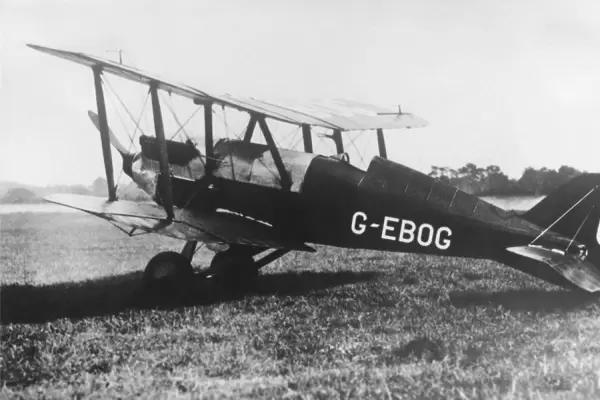 RAF SE-5a. A Civilian Royal-Aircraft-Factory RAF Se-5A Parked Date: 1910s