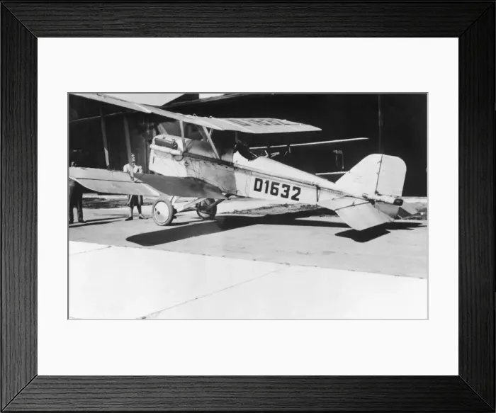 Framed Print : RAF SE-5a. A Civilian Royal-Aircraft-Factory RAF Se-5A Parked Date: 1910s Framed Print : RAF SE-5a. A Civilian Royal-Aircraft-Factory RAF Se-5A Parked Date: 1910s