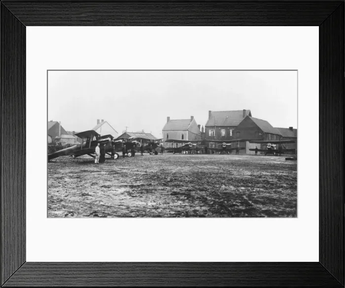 Framed Print : RAF SE-5a. Royal Flying Corps Rfc Royal-Aircraft-Factory RAF Se-5A Date: 1910s Framed Print : RAF SE-5a. Royal Flying Corps Rfc Royal-Aircraft-Factory RAF Se-5A Date: 1910s