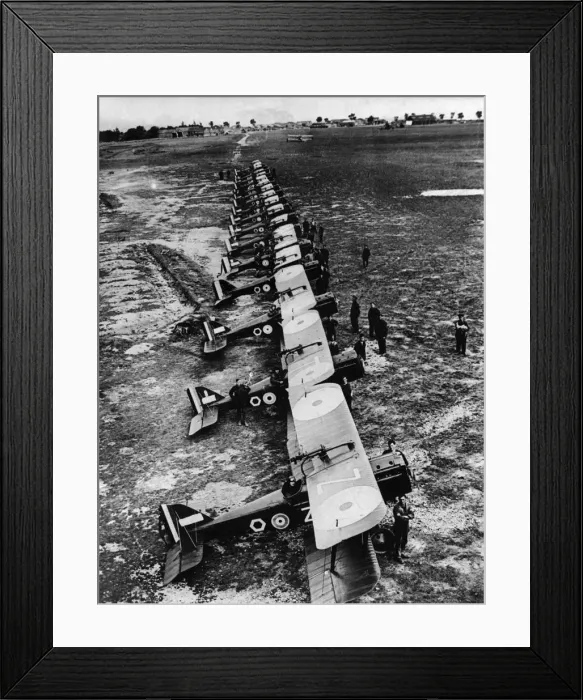 Framed Print : RAF SE-5a. Royal Flying Corps Rfc Royal-Aircraft-Factory RAF Se-5A Date: 1910s Framed Print : RAF SE-5a. Royal Flying Corps Rfc Royal-Aircraft-Factory RAF Se-5A Date: 1910s