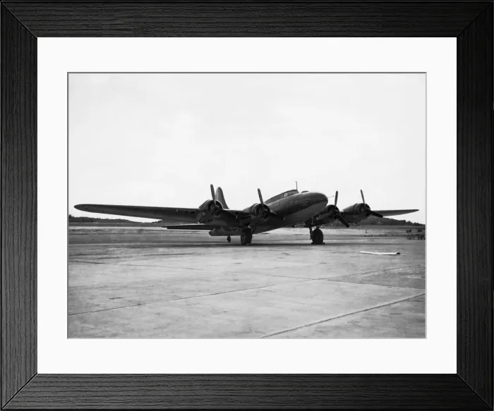 Framed Print : Boeing B-17 Flying Fortress Framed Print : Boeing B-17 Flying Fortress