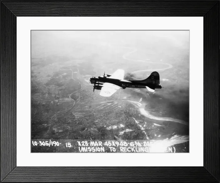 Framed Print : Boeing B-17 Flying Fortress Framed Print : Boeing B-17 Flying Fortress