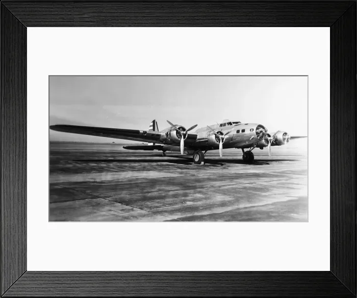 Framed Print : Boeing B-17 Flying Fortress Framed Print : Boeing B-17 Flying Fortress