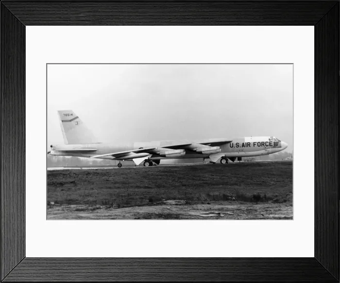 Framed Print : Boeing B-52 Stratofortress Framed Print : Boeing B-52 Stratofortress
