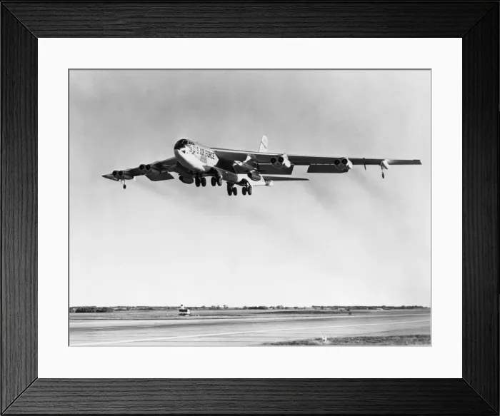 Framed Print : Boeing B-52 Stratofortress Framed Print : Boeing B-52 Stratofortress