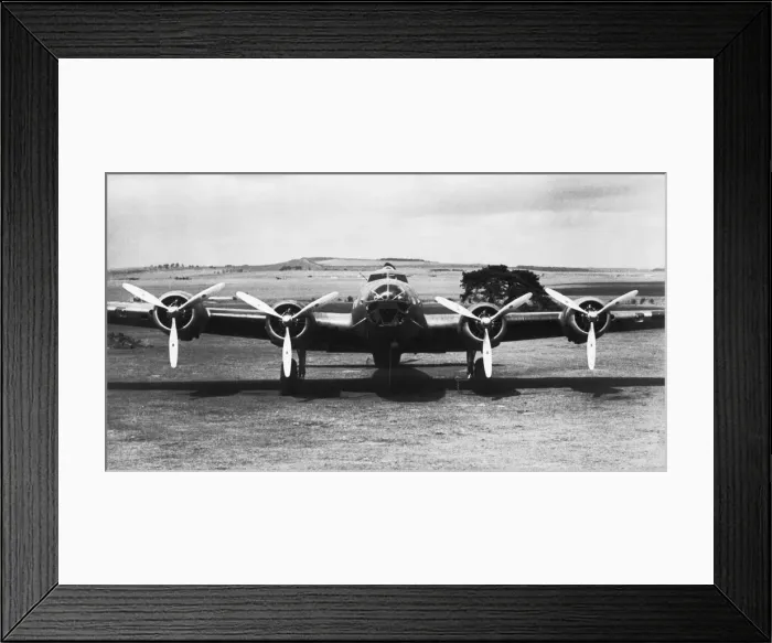 Framed Print : Boeing B-17 Flying Fortress Framed Print : Boeing B-17 Flying Fortress