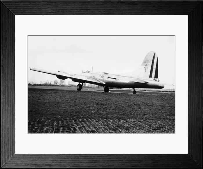 Framed Print : Boeing B-17 Flying Fortress Framed Print : Boeing B-17 Flying Fortress