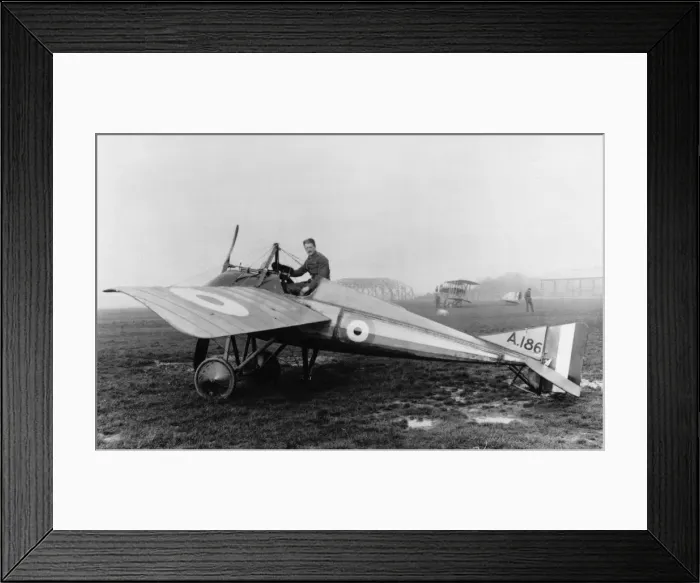 Framed Print : Morane-Soulnier Ms-5 Type N Bullet with Pilot Lt Bayette Framed Print : Morane-Soulnier Ms-5 Type N Bullet with Pilot Lt Bayette