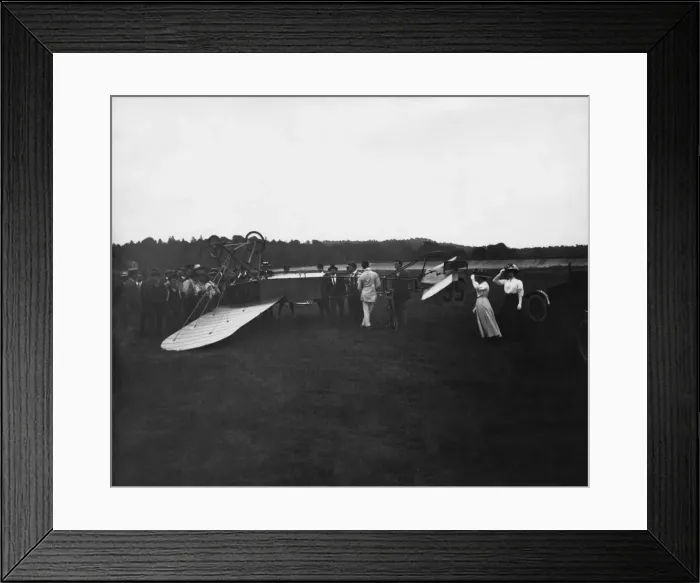 Framed Print : Morane-Soulnier Monoplane Upide-Down after an Accident Framed Print : Morane-Soulnier Monoplane Upide-Down after an Accident