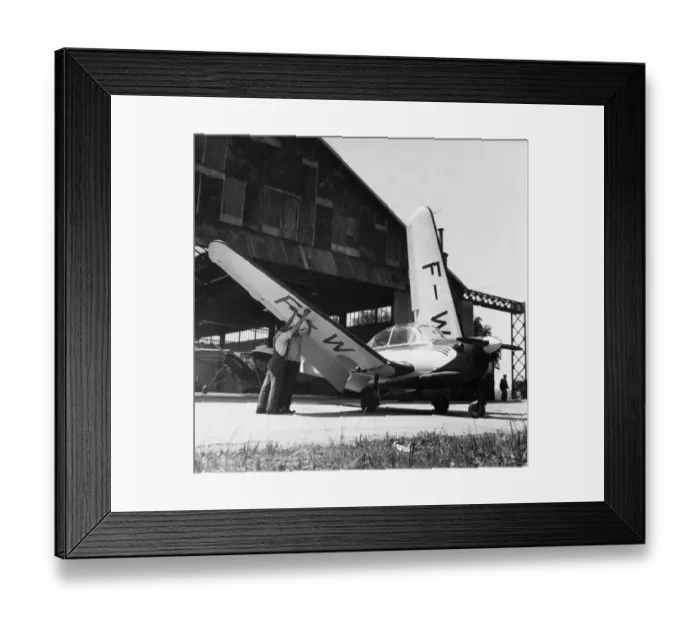 Framed Print : Morane-Soulnier Ms-571 with Wing Being Folded Framed Print : Morane-Soulnier Ms-571 with Wing Being Folded