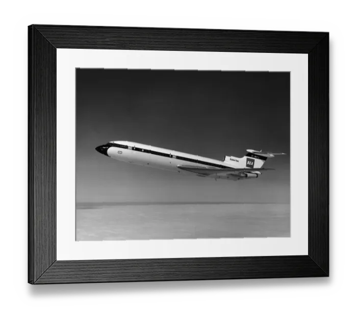 Framed Print : Hawker Siddeley HS-121 Trident 2E Framed Print : Hawker Siddeley HS-121 Trident 2E