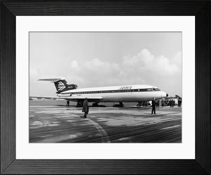Framed Print : Hawker Siddeley HS-121 Trident 2E Framed Print : Hawker Siddeley HS-121 Trident 2E