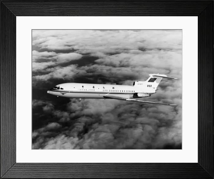 Framed Print : Hawker Siddeley HS-121 Trident 2E Framed Print : Hawker Siddeley HS-121 Trident 2E