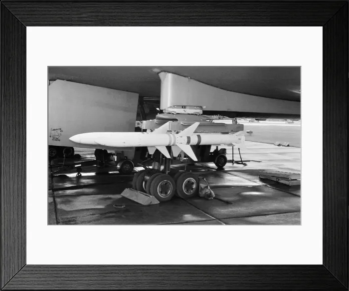 Framed Print : Avro 698 Vulcan B-2 Framed Print : Avro 698 Vulcan B-2