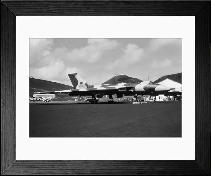Framed Print : Avro 698 Vulcan B-2 Framed Print : Avro 698 Vulcan B-2