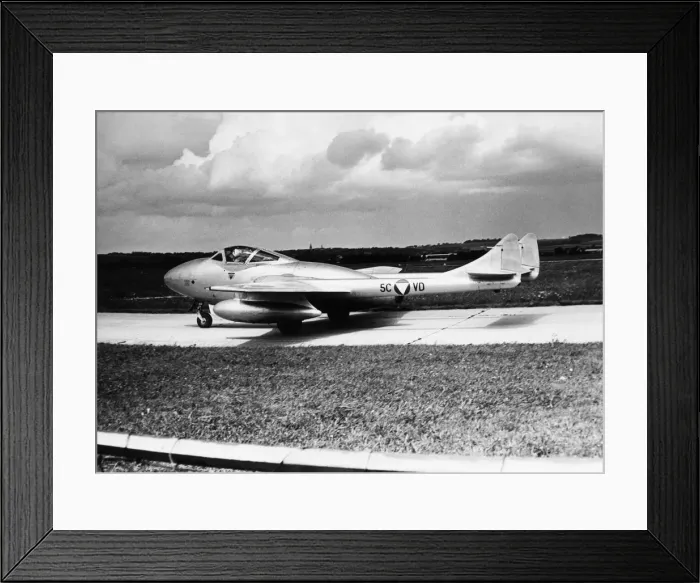 Framed Print : de Havilland DH-100 Vampire Framed Print : de Havilland DH-100 Vampire