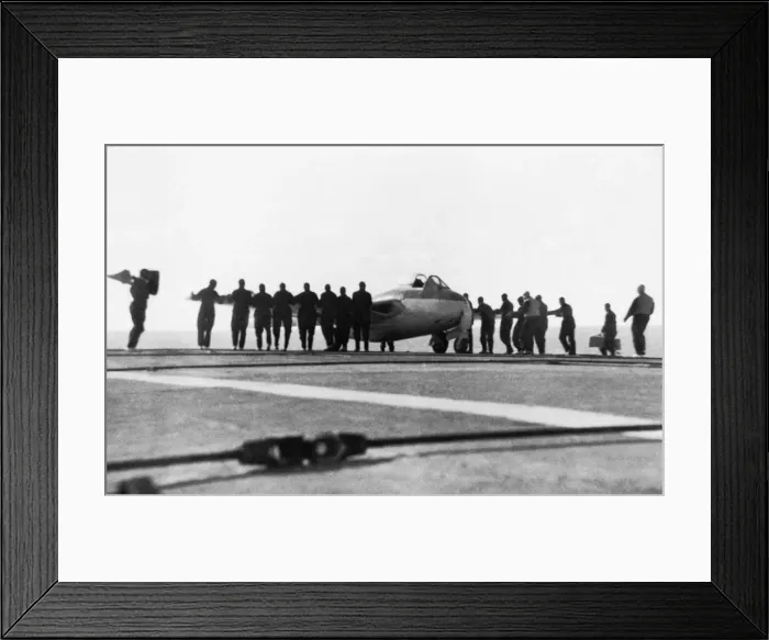 Framed Print : de Havilland DH-100 Vampire Framed Print : de Havilland DH-100 Vampire