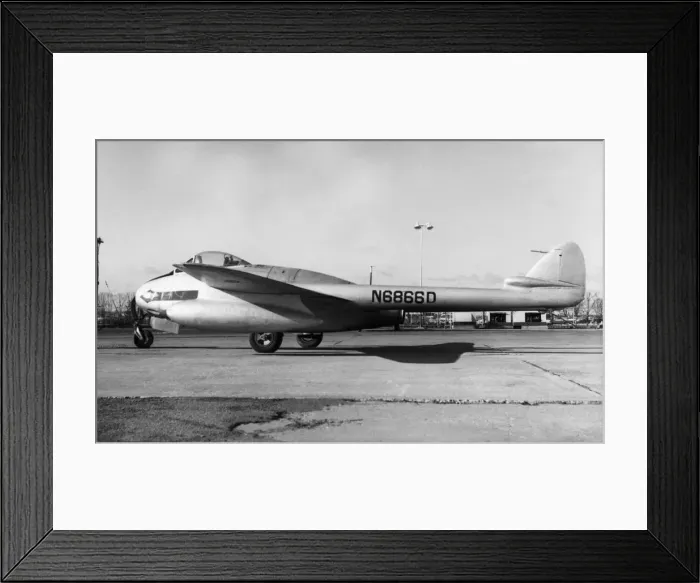 Framed Print : de Havilland DH-100 Vampire Framed Print : de Havilland DH-100 Vampire