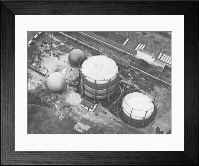 Framed Print : Tethered Observation Gas-Balloons Filling Up Refuelling ? Framed Print : Tethered Observation Gas-Balloons Filling Up Refuelling ?