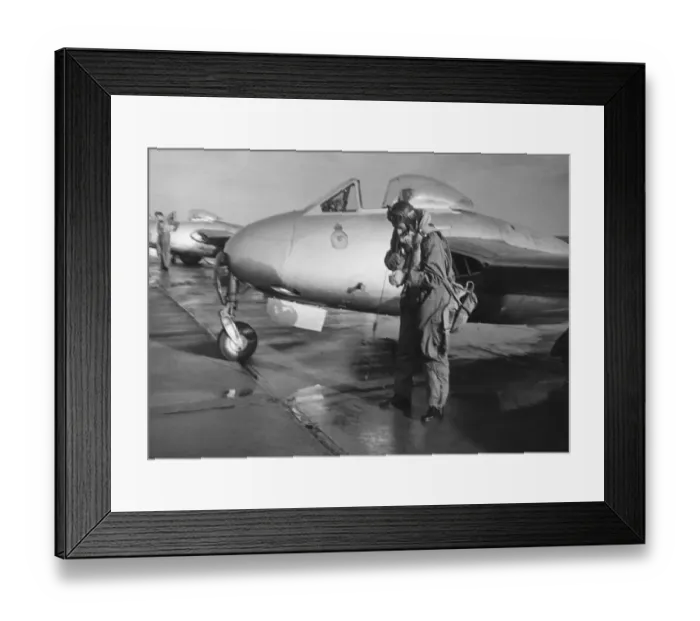 Framed Print : de Havilland DH-100 Vampire Framed Print : de Havilland DH-100 Vampire