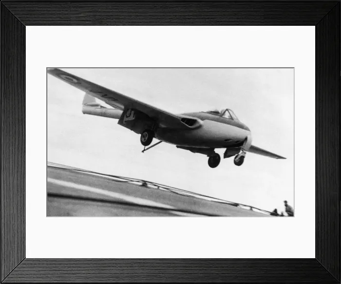 Framed Print : de Havilland DH-100 Vampire Framed Print : de Havilland DH-100 Vampire