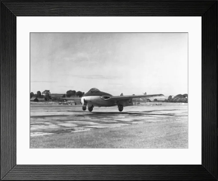 Framed Print : de Havilland DH-100 Vampire Framed Print : de Havilland DH-100 Vampire