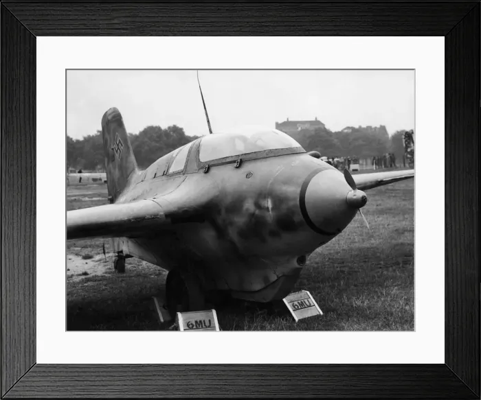 Framed Print : Messerschmitt Me-163 Komet Framed Print : Messerschmitt Me-163 Komet