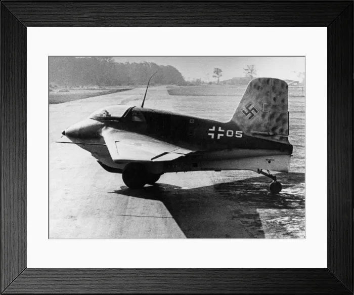 Framed Print : Messerschmitt Me-163 Komet Framed Print : Messerschmitt Me-163 Komet