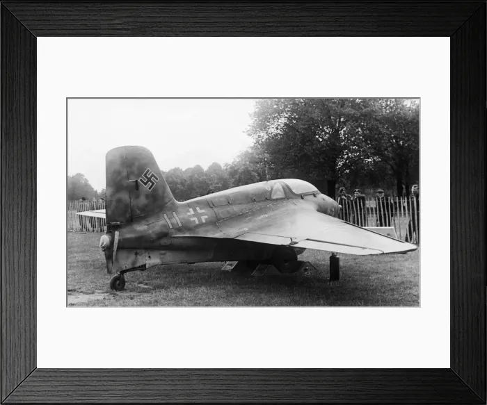 Framed Print : Messerschmitt Me-163 Komet Framed Print : Messerschmitt Me-163 Komet