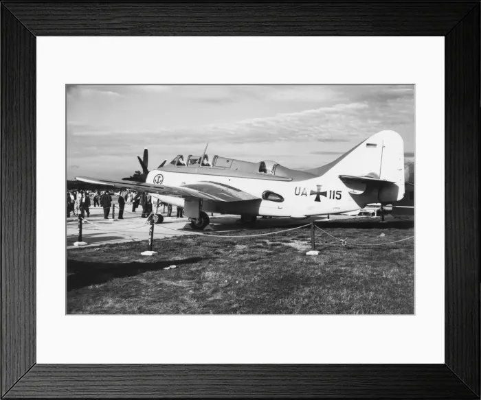 Framed Print : Fairey Gannet Framed Print : Fairey Gannet