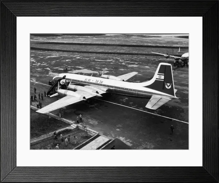 Framed Print : Bristol B-175 Britannia Framed Print : Bristol B-175 Britannia
