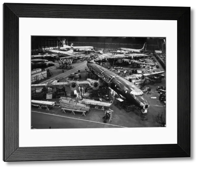 Framed Print : Bristol B-175 Britannia Framed Print : Bristol B-175 Britannia