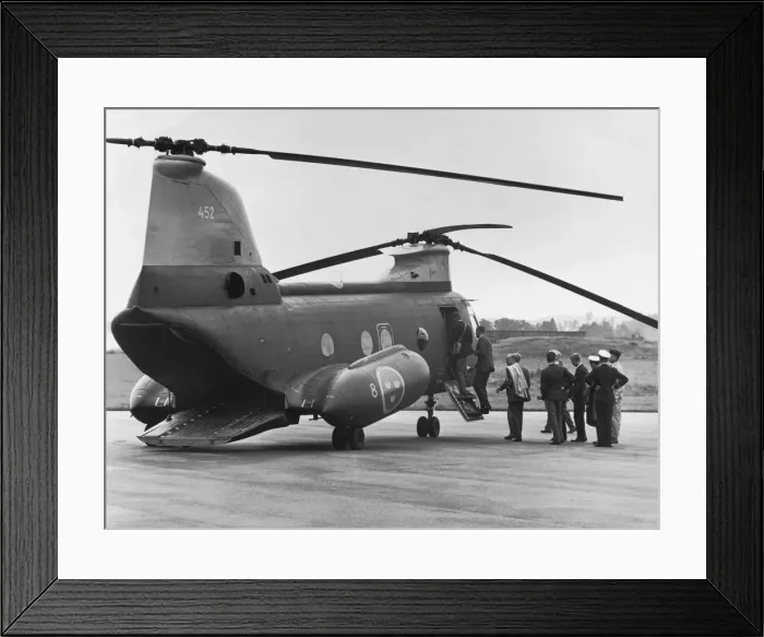 Framed Print : Boeing Vertol CH-46 Sea Knight Framed Print : Boeing Vertol CH-46 Sea Knight