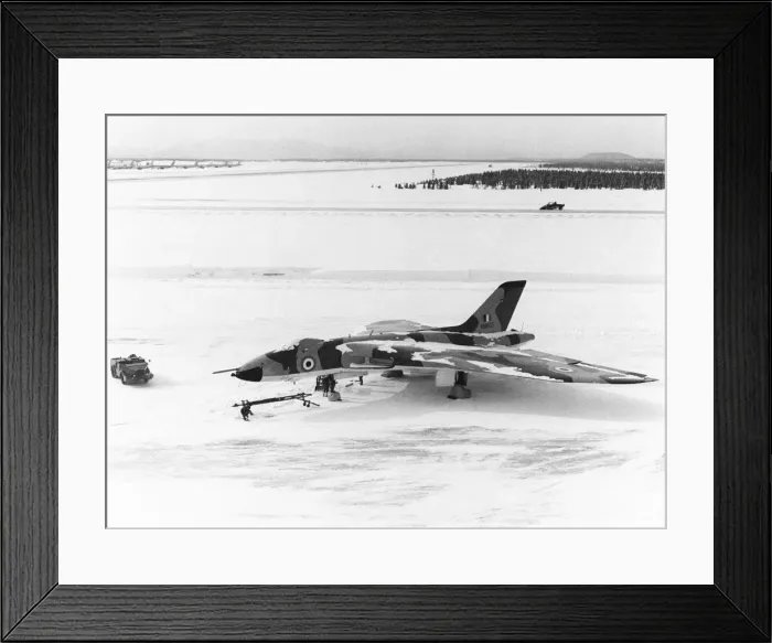 Framed Print : Avro 698 Vulcan B-2