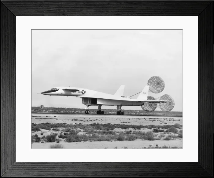 Framed Print : North American XB-70A Valkyrie Framed Print : North American XB-70A Valkyrie